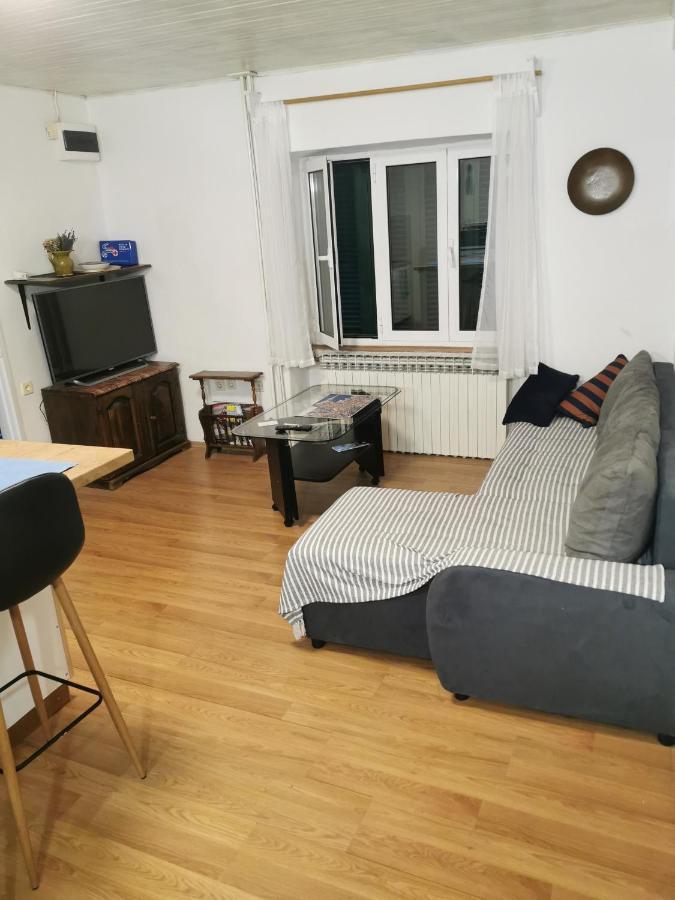 Studio I Apartman Ema Rijeka Cameră foto